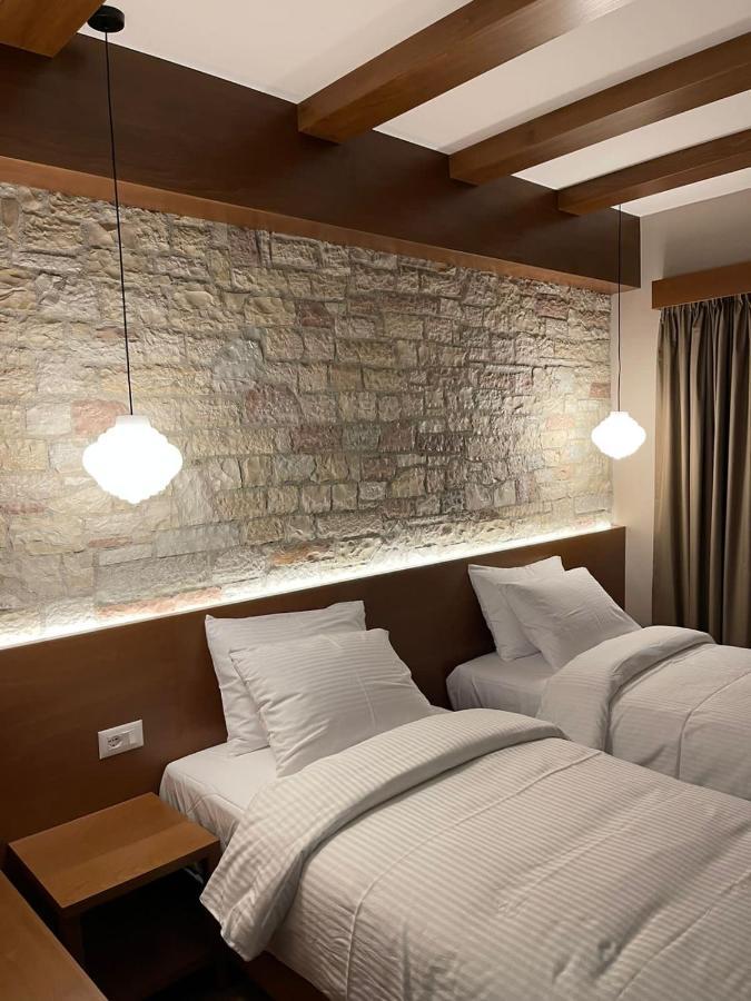 Palorto Hotel Gjirokastër 外观 照片