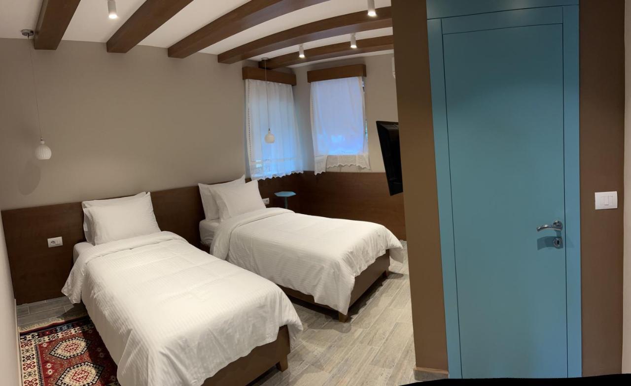 Palorto Hotel Gjirokastër 外观 照片