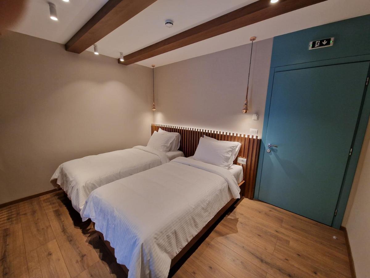 Palorto Hotel Gjirokastër 外观 照片
