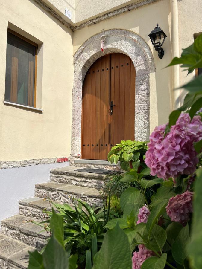 Palorto Hotel Gjirokastër 外观 照片